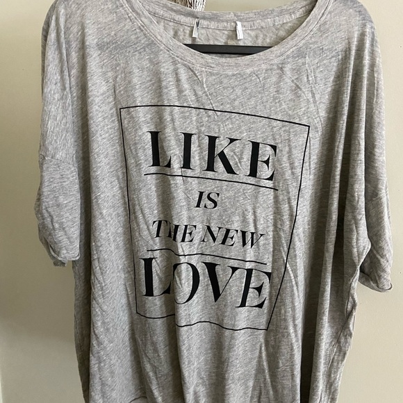 NWOT Wildfox Like is The New Love Tee Various - Picture 3 of 7